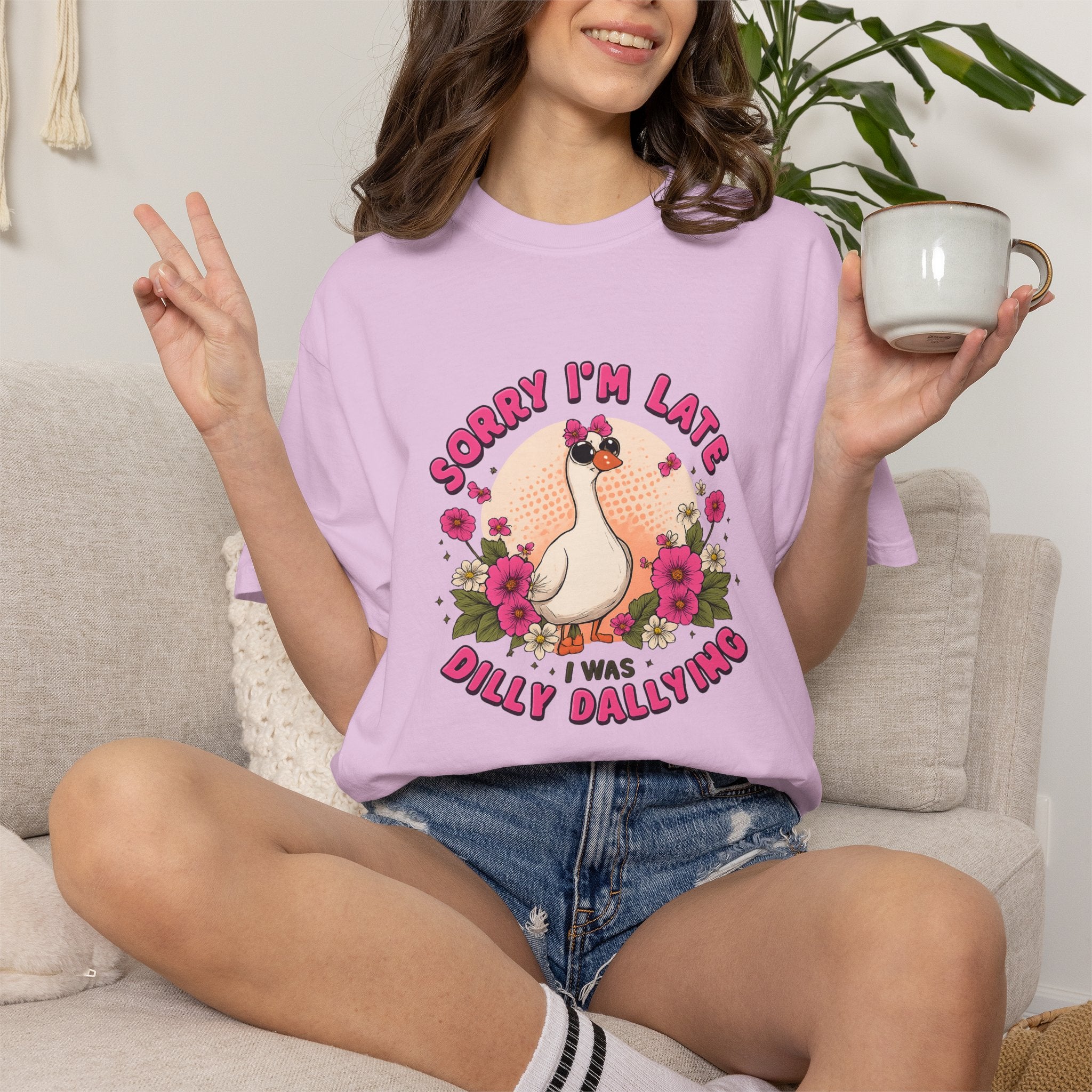 T‑Shirt — "Sorry I'm Late I Was Dally Dallying" Cute Goose Graphic Tee
