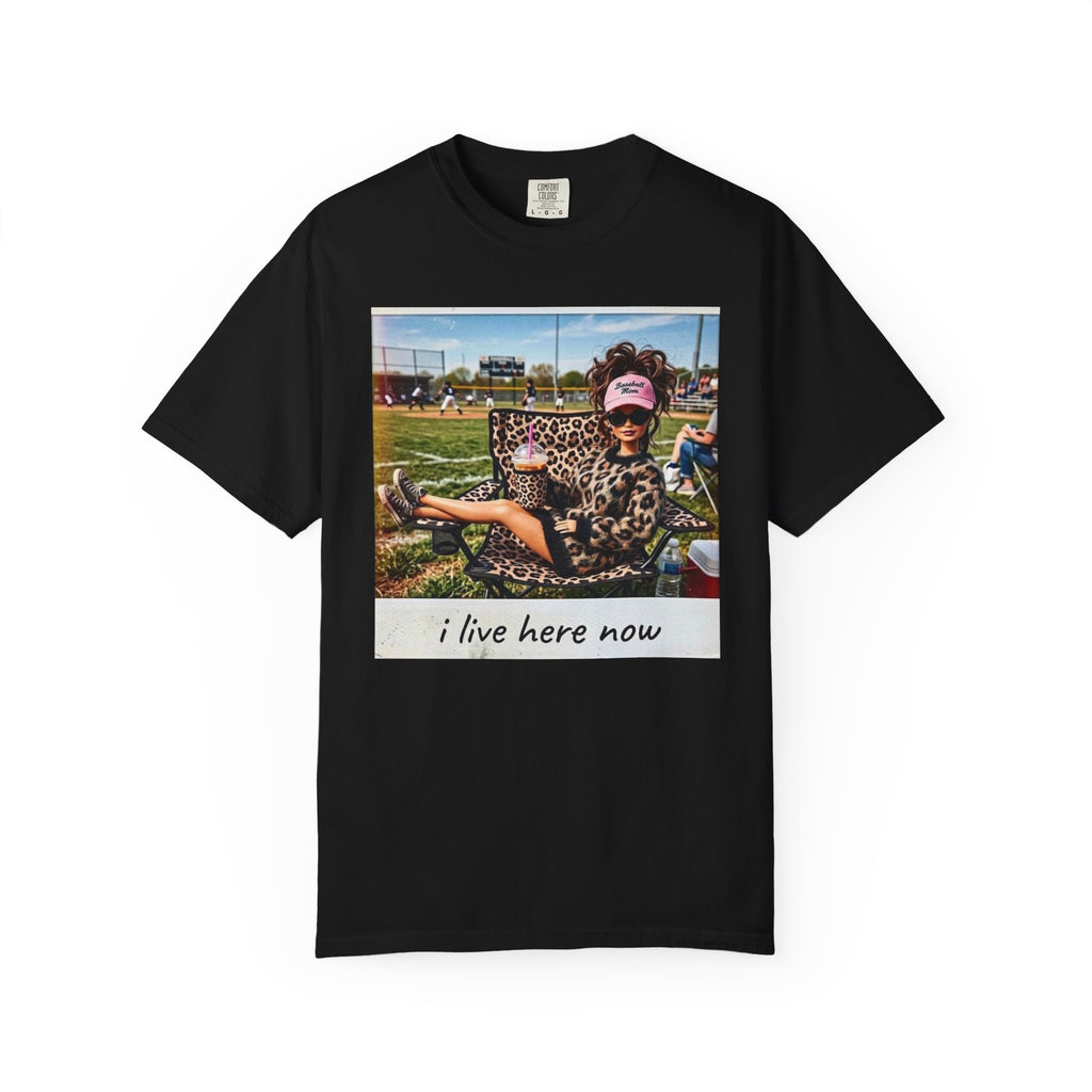 Polaroid Photo T‑Shirt — "I Live Here Now" Retro Graphic Tee