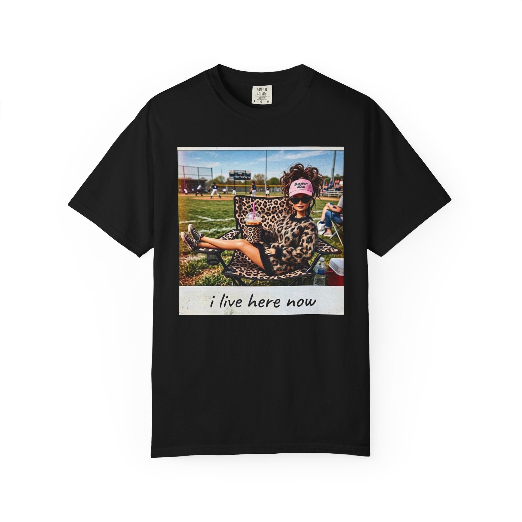 Polaroid Photo T‑Shirt — "I Live Here Now" Retro Graphic Tee