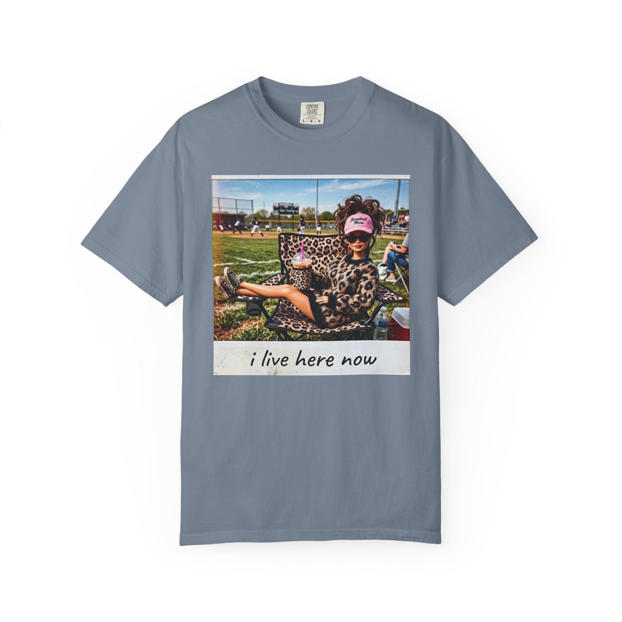 Polaroid Photo T‑Shirt — "I Live Here Now" Retro Graphic Tee